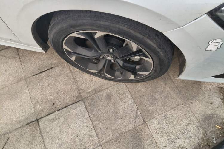 Used Honda Civic 2023 2.0L eHEV Sharp Edition Right Front Wheel Hub