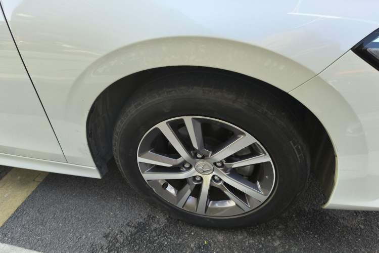 Used Honda Civic 2023 240TURBO CVT Dynamic Edition Right Front Wheel Hub