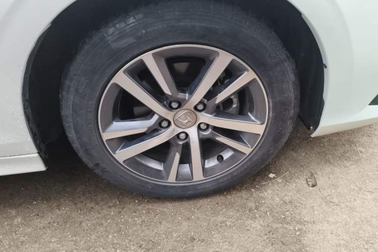 Used Honda Civic 2023 240TURBO CVT Dynamic Edition Right Front Wheel Hub