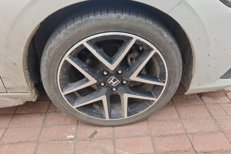 Used Honda Civic 2023 HATCHBACK 2.0L eHEV Extreme Control Edition Right Front Wheel Hub