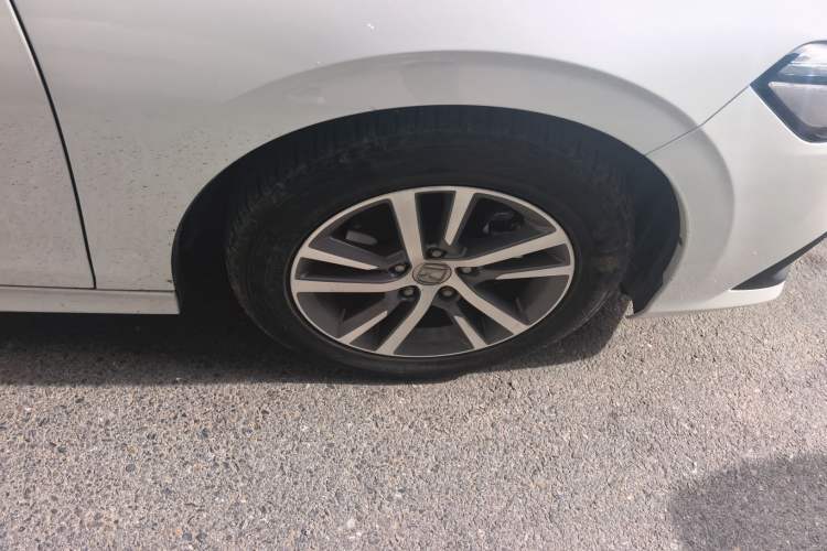 Used Honda Civic 2023 240TURBO CVT Dynamic Edition Right Front Wheel Hub