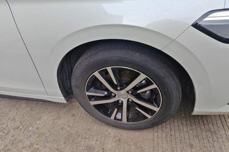 Used Honda Civic 2023 HATCHBACK 240TURBO CVT Zhiyue Edition Right Front Wheel Hub