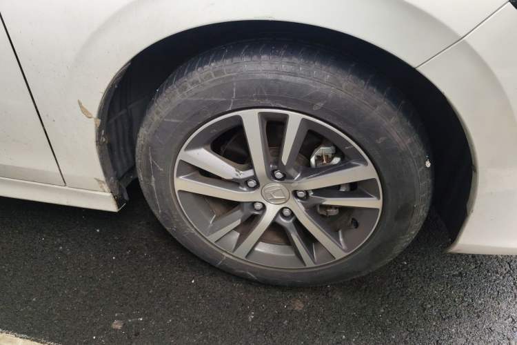 Used Honda Civic 2023 240TURBO CVT Dynamic Edition Right Front Wheel Hub