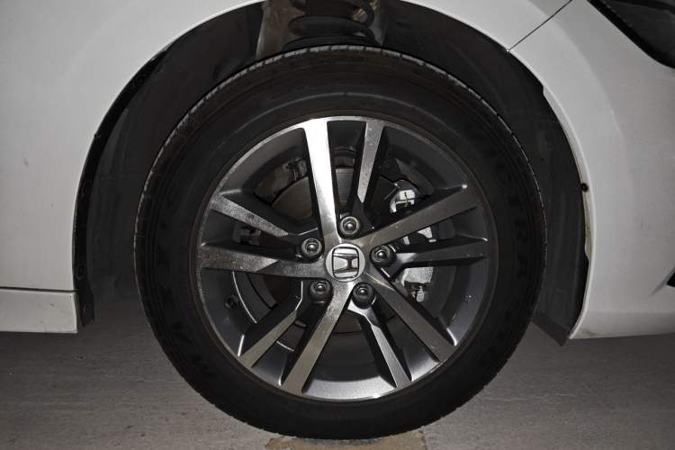 Used Honda Civic 2023 240TURBO CVT Dynamic Edition Right Front Wheel Hub