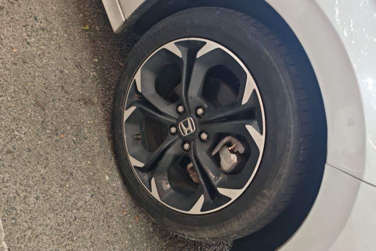 Used Honda Civic 2023 2.0L eHEV Sharp Edition Right Front Wheel Hub