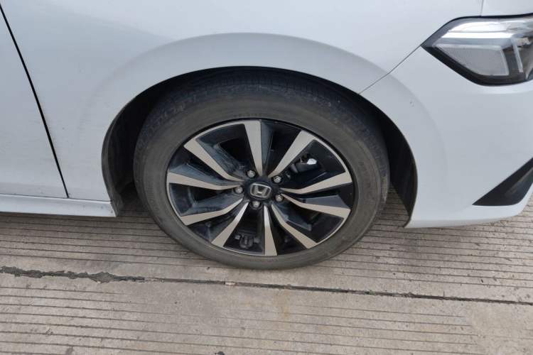 Used Honda Civic 2023 2.0L eHEV Pioneer Edition Right Front Wheel Hub