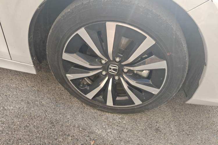 Used Honda Civic 2023 2.0L eHEV Pioneer Edition Right Front Wheel Hub