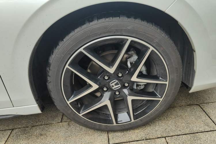 Used Honda Civic 2023 HATCHBACK 2.0L eHEV Extreme Control Edition Right Front Wheel Hub