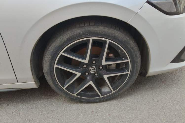 Used Honda Civic 2023 HATCHBACK 2.0L eHEV Extreme Control Edition Right Front Wheel Hub