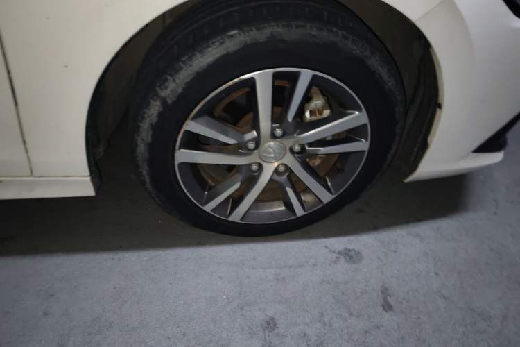 Used Honda Civic 2023 240TURBO CVT Dynamic Edition Right Front Wheel Hub