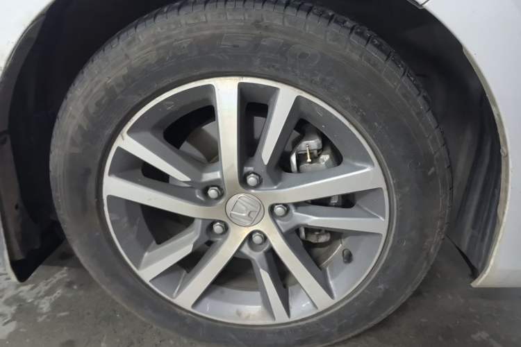 Used Honda Civic 2023 240TURBO CVT Dynamic Edition Right Front Wheel Hub