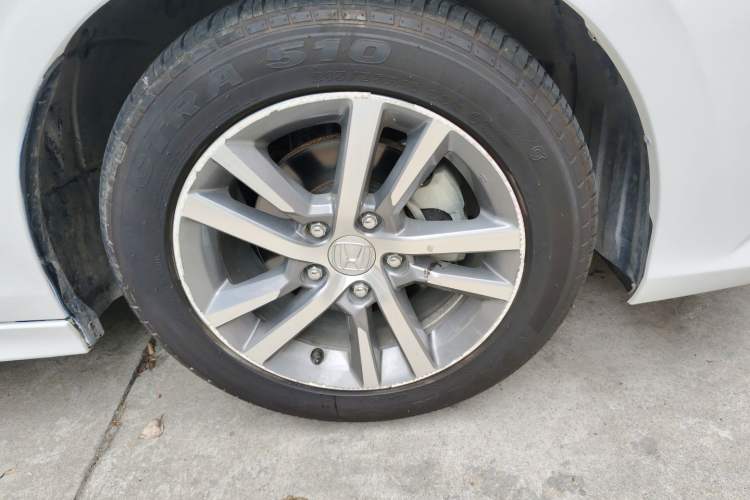 Used Honda Civic 2023 240TURBO CVT Dynamic Edition Right Front Wheel Hub