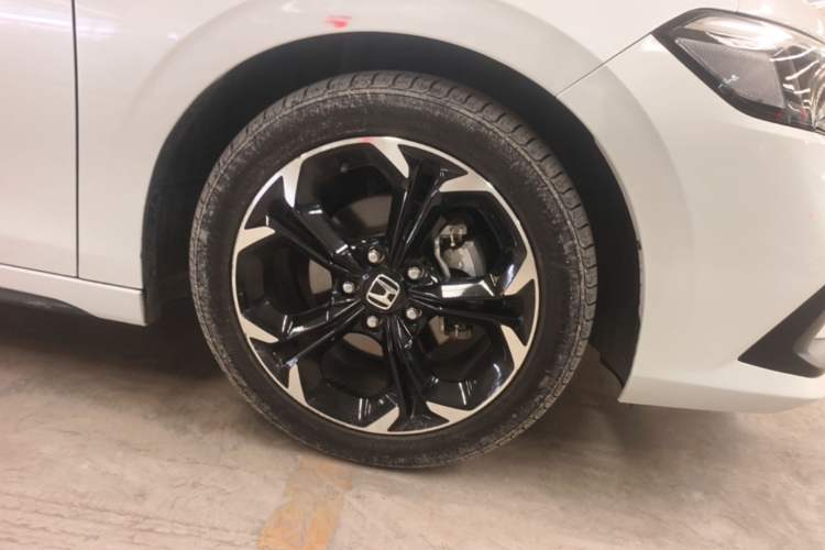 Used Honda Civic 2023 HATCHBACK 240TURBO CVT Extreme Edition Right Front Wheel Hub