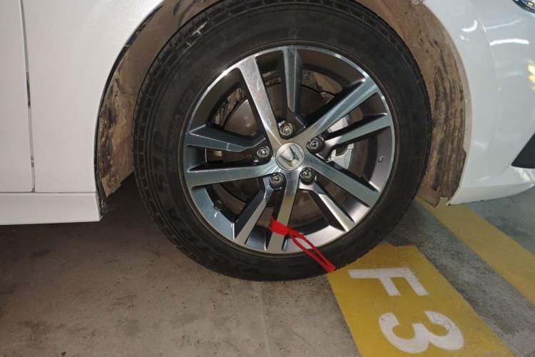 Used Honda Civic 2023 240TURBO CVT Dynamic Edition Right Front Wheel Hub