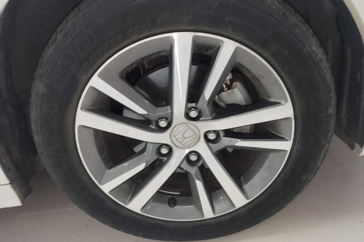 Used Honda Civic 2023 240TURBO CVT Dynamic Edition Right Front Wheel Hub