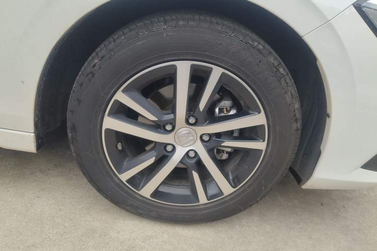 Used Honda Civic 2023 HATCHBACK 240TURBO CVT Zhiyue Edition Right Front Wheel Hub