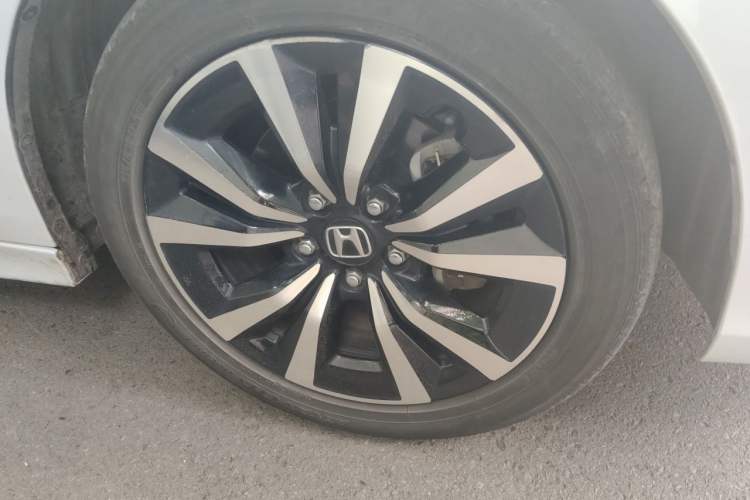 Used Honda Civic 2023 2.0L eHEV Pioneer Edition Right Front Wheel Hub