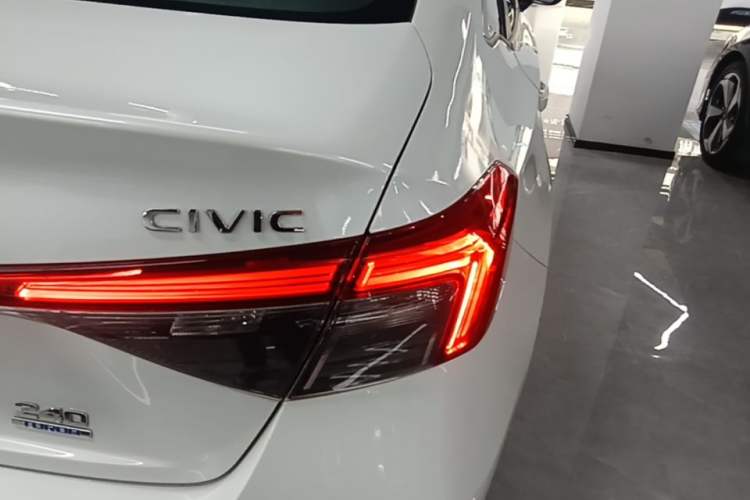 Used Honda Civic 2023 240TURBO CVT Dynamic Edition Right Rear Taillight