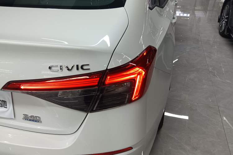 Used Honda Civic 2023 240TURBO CVT Dynamic Edition Right Rear Taillight
