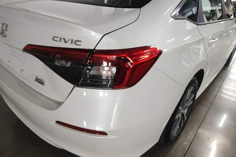 Used Honda Civic 2023 240TURBO CVT Dynamic Edition Right Rear Taillight