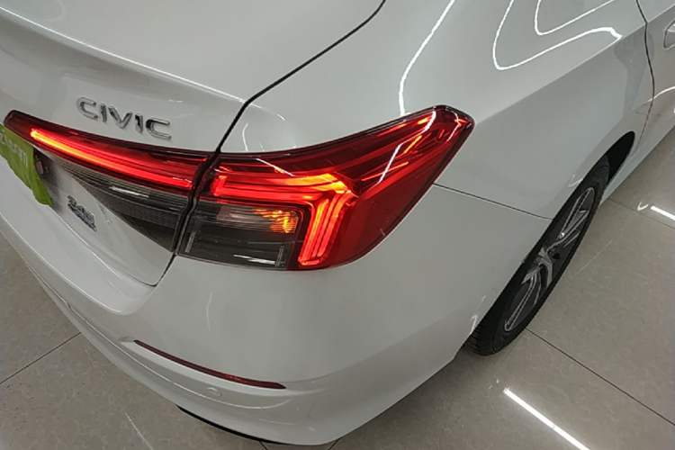 Used Honda Civic 2023 240TURBO CVT Dynamic Edition Right Rear Taillight