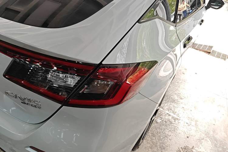 Used Honda Civic 2023 HATCHBACK 2.0L eHEV Extreme Control Edition Right Rear Taillight