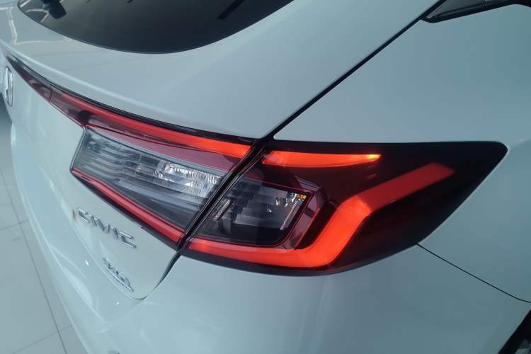Used Honda Civic 2023 HATCHBACK 240TURBO CVT Zhiyue Edition Right Rear Taillight