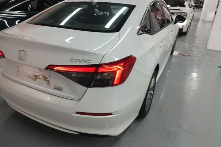 Used Honda Civic 2023 240TURBO CVT Dynamic · Center Stage Special Edition Right Rear Taillight
