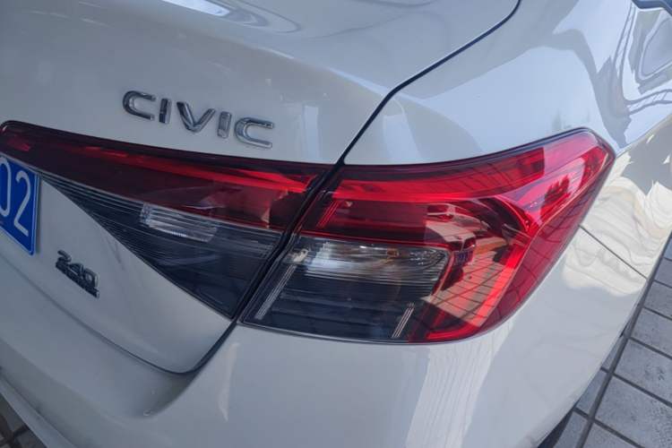 Used Honda Civic 2023 240TURBO CVT Dynamic Edition Right Rear Taillight
