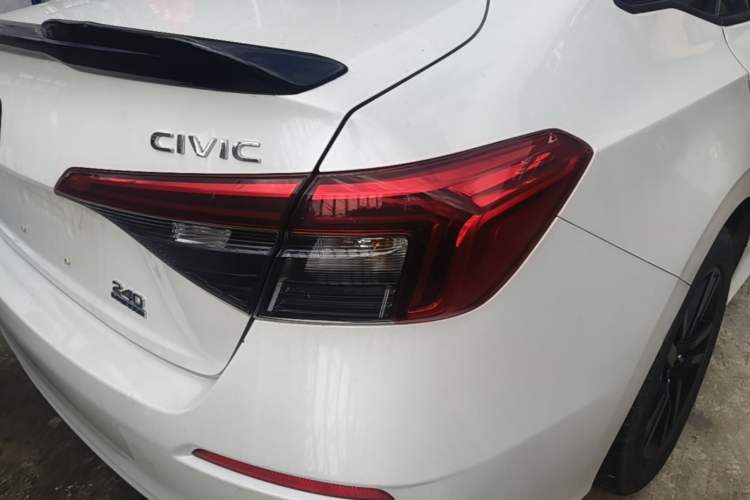 Used Honda Civic 2023 240TURBO CVT Dynamic Edition Right Rear Taillight