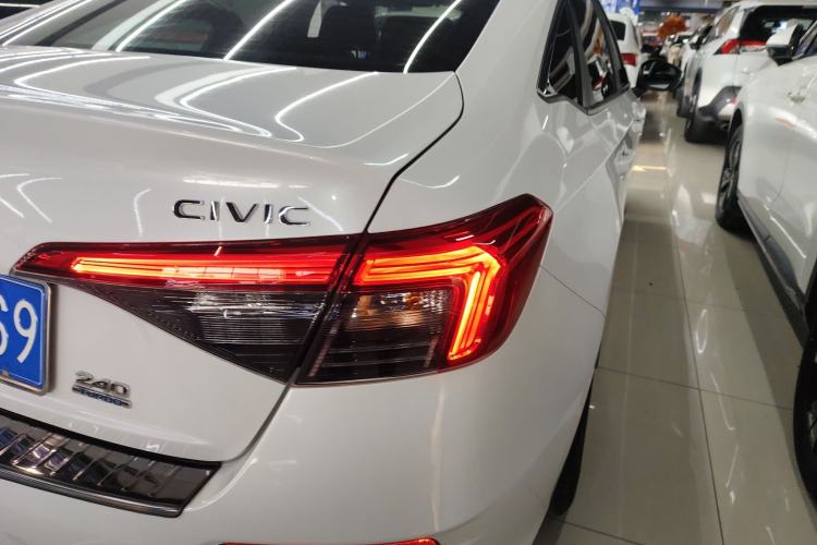 Used Honda Civic 2023 240TURBO CVT Dynamic · Center Stage Special Edition Right Rear Taillight