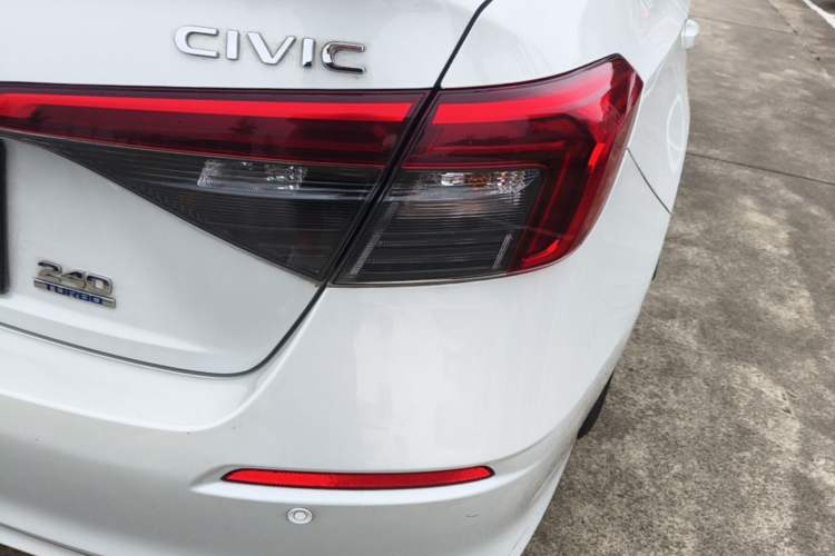 Used Honda Civic 2023 240TURBO CVT Dynamic Edition Right Rear Taillight