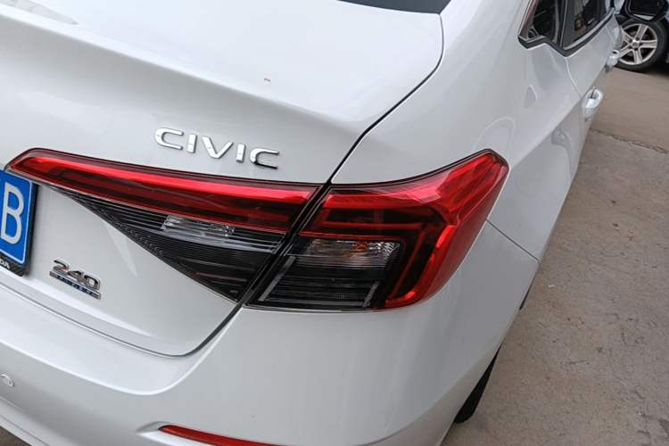 Used Honda Civic 2023 240TURBO CVT Dynamic · Center Stage Special Edition Right Rear Taillight