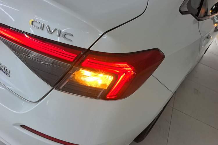 Used Honda Civic 2023 240TURBO CVT Dynamic Edition Right Rear Taillight