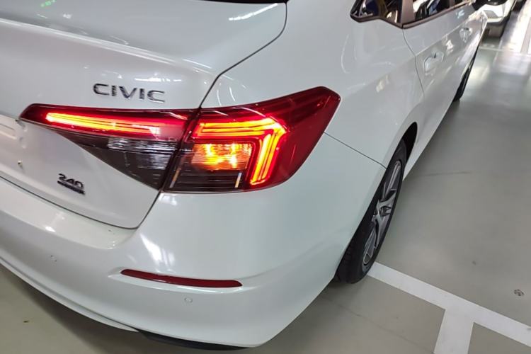 Used Honda Civic 2023 240TURBO CVT Dynamic · Center Stage Special Edition Right Rear Taillight