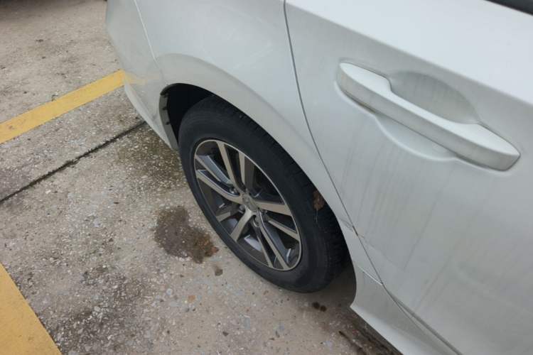 Used Honda Civic 2023 240TURBO CVT Dynamic Edition Right Rear Wheel Hub