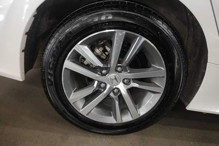 Used Honda Civic 2023 240TURBO CVT Dynamic Edition Right Rear Wheel Hub