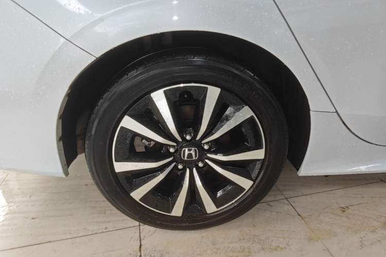 Used Honda Civic 2023 2.0L eHEV Pioneer Edition Right Rear Wheel Hub
