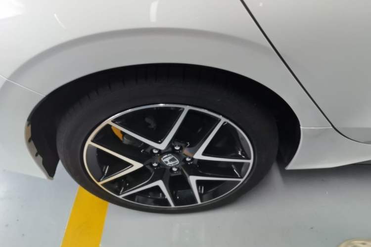 Used Honda Civic 2023 HATCHBACK 240TURBO Manual Extreme Edition Right Rear Wheel Hub