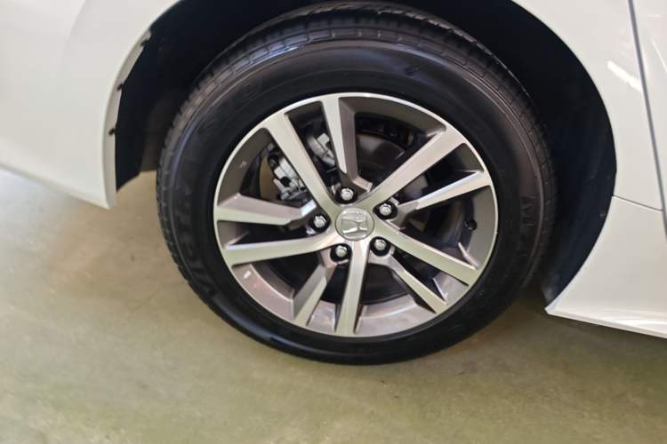Used Honda Civic 2023 240TURBO CVT Dynamic Edition Right Rear Wheel Hub