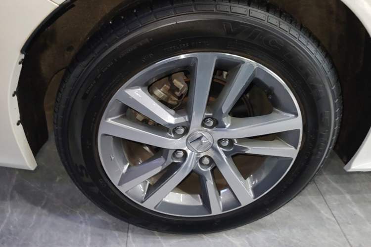 Used Honda Civic 2023 240TURBO CVT Dynamic Edition Right Rear Wheel Hub