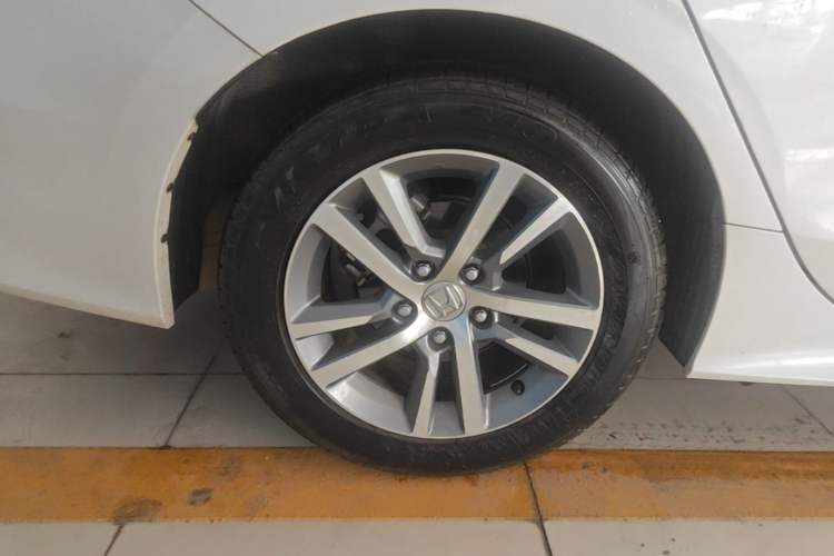 Used Honda Civic 2023 240TURBO CVT Dynamic Edition Right Rear Wheel Hub