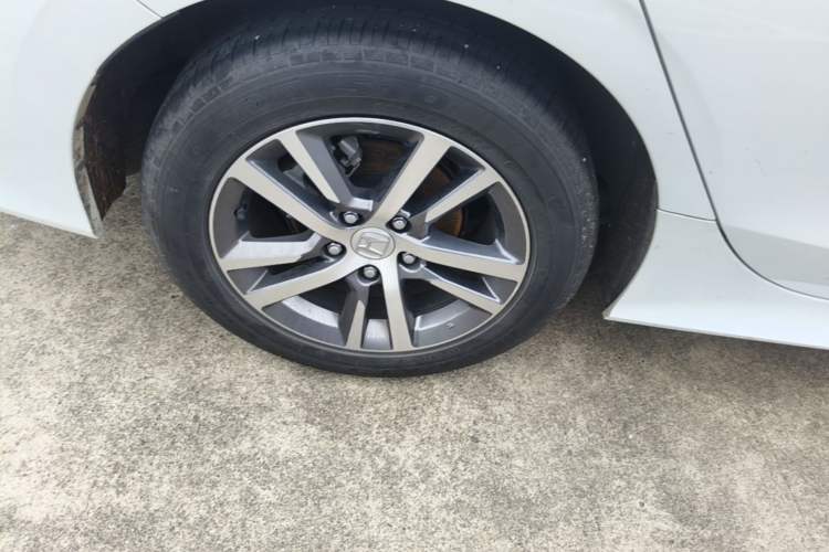 Used Honda Civic 2023 240TURBO CVT Dynamic Edition Right Rear Wheel Hub