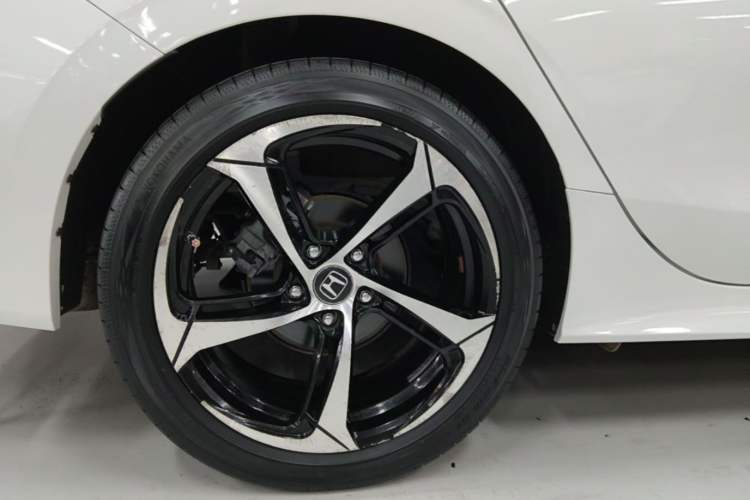 Used Honda Civic 2023 240TURBO CVT Dynamic Edition Right Rear Wheel Hub
