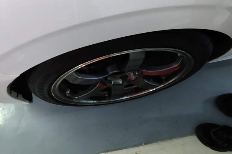 Used Honda Civic 2023 HATCHBACK 240TURBO Manual Extreme Edition Right Rear Wheel Hub