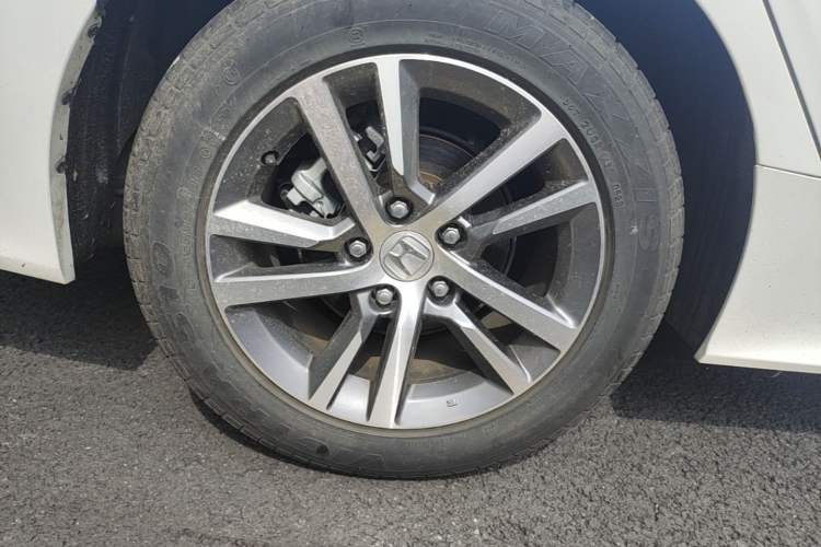 Used Honda Civic 2023 240TURBO CVT Dynamic Edition Right Rear Wheel Hub