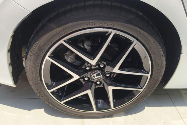 Used Honda Civic 2023 HATCHBACK 240TURBO Manual Extreme Edition Right Rear Wheel Hub