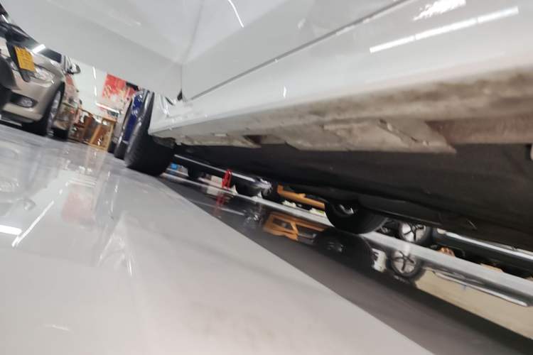 Used Honda Civic 2023 240TURBO CVT Dynamic Edition Right Side Sill