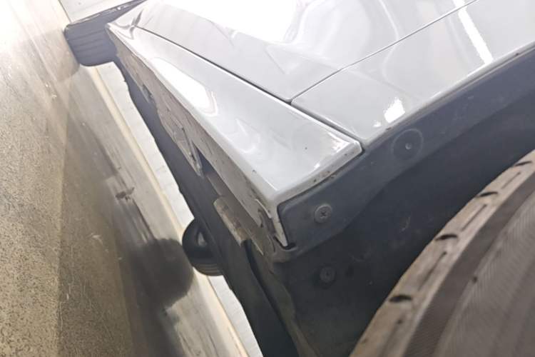 Used Honda Civic 2023 2.0L eHEV Sharp Edition Right Side Sill