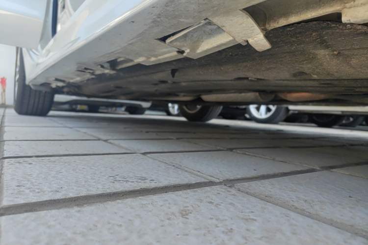 Used Honda Civic 2023 240TURBO CVT Dynamic Edition Right Side Sill